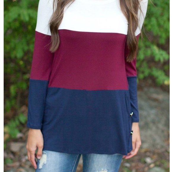 🌸2x Host Pick🌸Cute color block shirt 🌸💕 - Picture 2 of 2